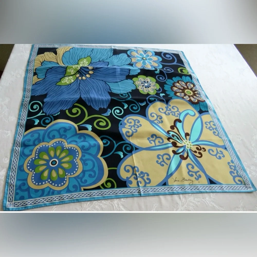 Vera Bradley 100% Silk Mod Floral Blue 27” Square